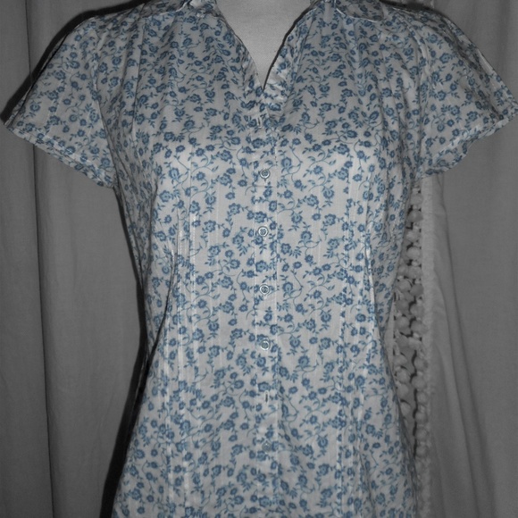 Dress Barn Blue Floral Cotton Button Down Top S - Picture 2 of 6